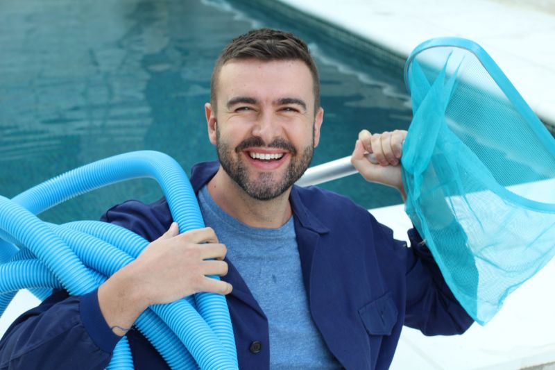 Clean Pool Equipment
